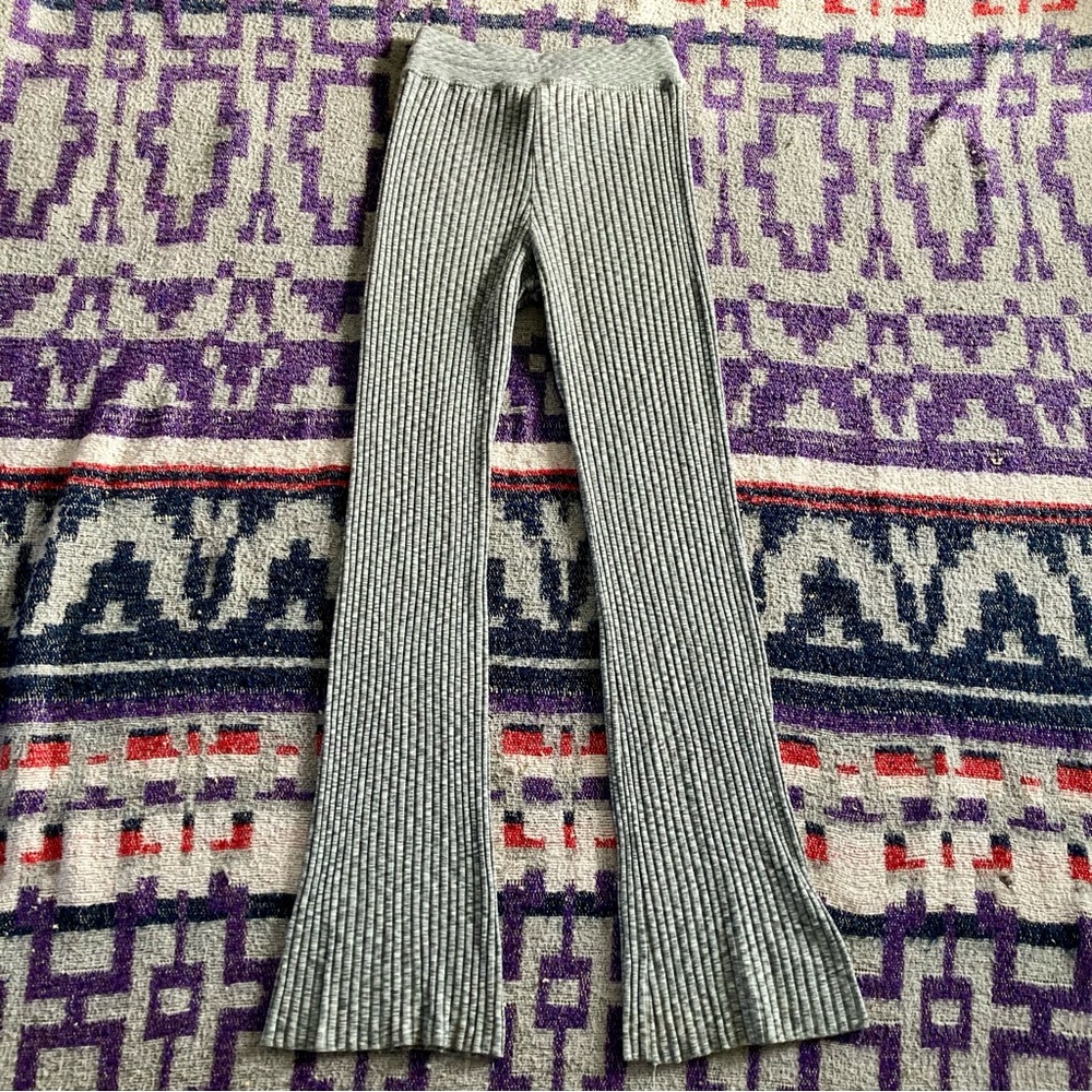Athleta revolve sweatpants in gray - Picture 3 of 10